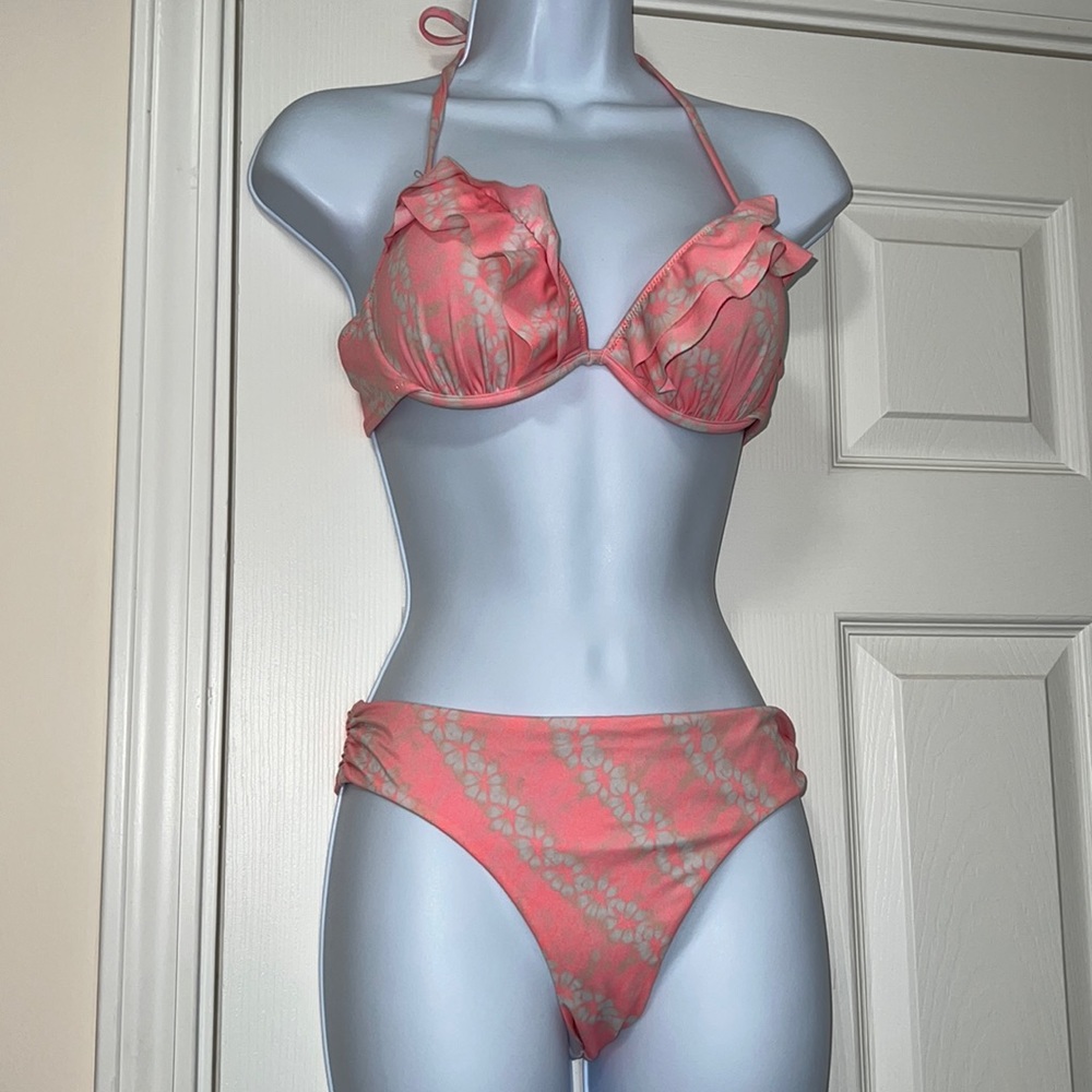 Victoria’s Secret Bikini (EUC)